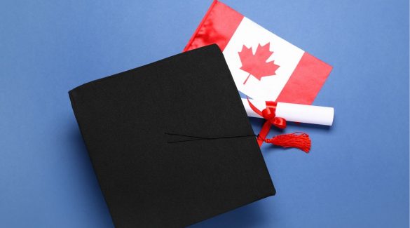 NGƯỜI SỞ HỮU GIẤY PHÉP LAO ĐỘNG CÓ THỂ TIẾP TỤC HỌC TẬP TẠI CANADA MÀ KHÔNG CẦN GIẤY PHÉP HỌC TẬP