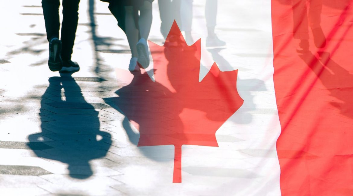 NHỮNG MẸO HỮU ÍCH ĐỂ VƯỢT QUA BÀI KIỂM TRA NHẬP TỊCH CANADA TRONG LẦN ĐẦU TIÊN